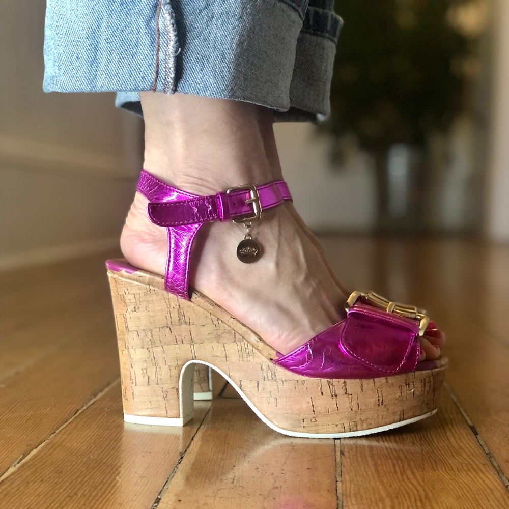 💖JUICY COUTURE METALLIC PINK PLATFORM HEELS 💖